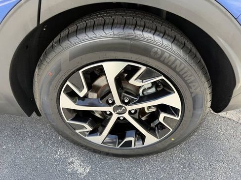 Certified 2023 Kia Sportage EX FWD image 41