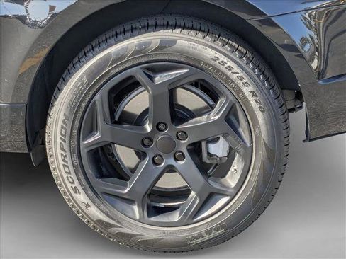 Used 2019 Land Rover Range Rover Sport HSE image 28