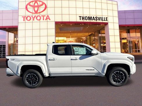 New 2026 Toyota Tacoma TRD Sport image 4