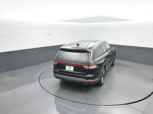 Used 2025 Lincoln Aviator Reserve w/ Equipment Group 201A AWD/4WD image 33
