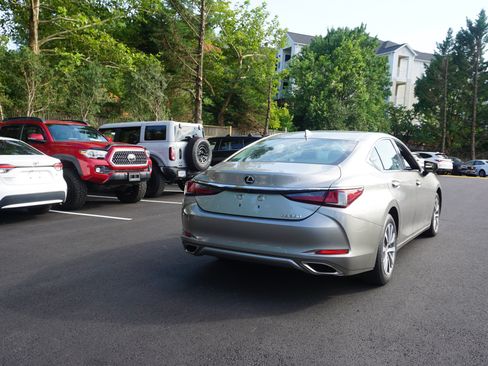 Used 2019 Lexus ES 350 FWD image 4