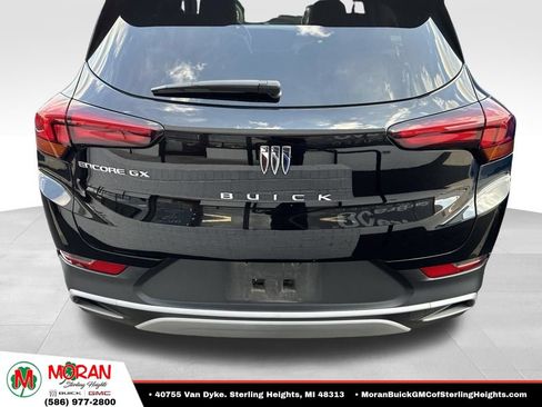 Used 2024 Buick Encore GX Preferred w/ Comfort Package FWD image 5
