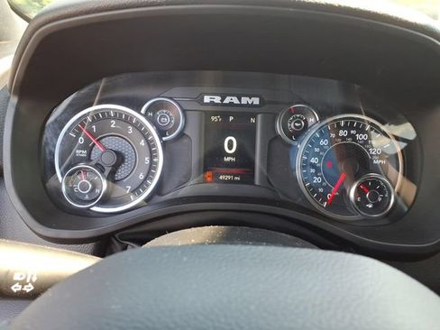 Used 2023 RAM 1500 Big Horn AWD/4WD image 17