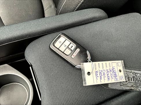 Used 2016 Honda Civic EX image 10