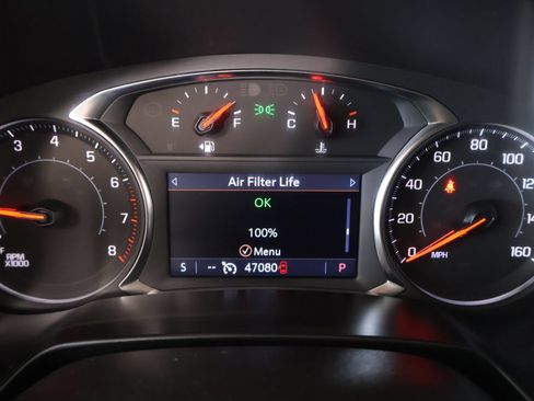 Used 2025 Chevrolet Blazer LT FWD image 4