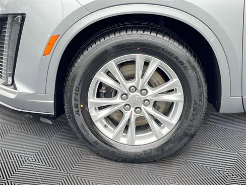 Certified 2024 Cadillac XT6 Luxury w/ LPO, Floor Liner Package image 30