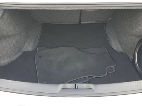 Used 2021 Chrysler 300 S w/ S Model Appearance Package image 10