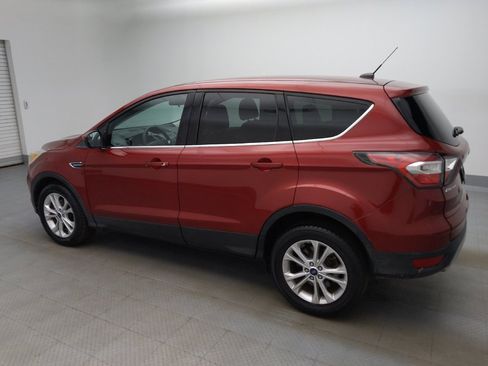 Used 2017 Ford Escape SE FWD image 3
