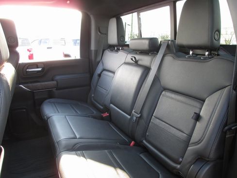 Used 2022 GMC Sierra 3500 Denali w/ Denali Ultimate Package image 22