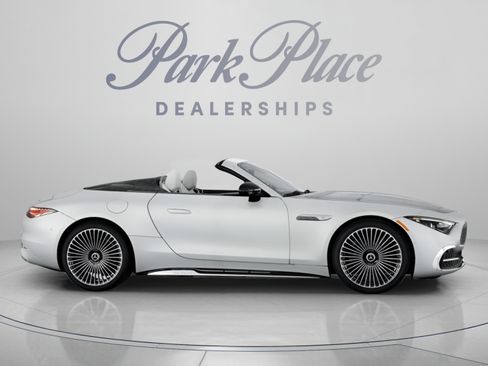 New 2026 Mercedes-Benz Maybach SL 680 image 25