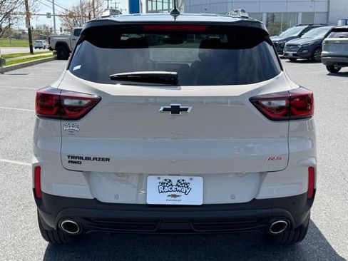 New 2026 Chevrolet TrailBlazer RS w/ Convenience Package AWD/4WD image 13