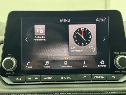 Used 2024 Nissan Rogue S image 22