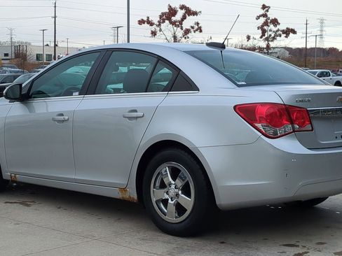 Used 2016 Chevrolet Cruze LT image 3