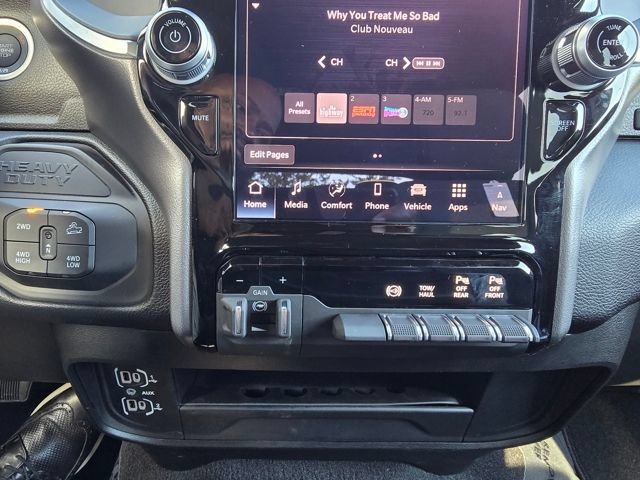 Used 2025 RAM 2500 Big Horn AWD/4WD image 28