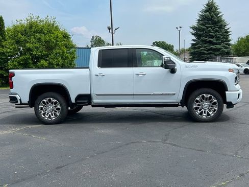 New 2026 Chevrolet Silverado 2500 High Country w/ High Country Premium Package AWD/4WD image 54