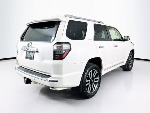 Used 2018 Toyota 4Runner Limited AWD/4WD image 9