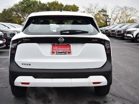New 2026 Nissan Kicks S image 6