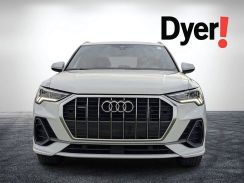 Used 2024 Audi Q3 2.0T Premium AWD/4WD image 10