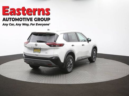 Used 2023 Nissan Rogue S AWD/4WD image 35