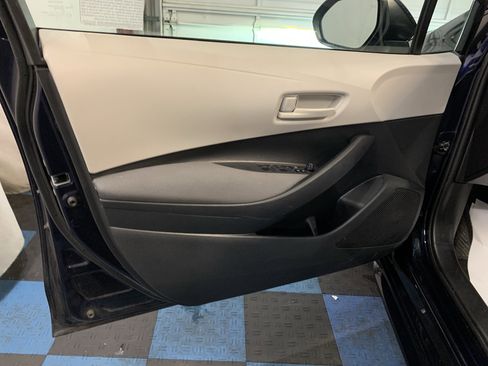 Used 2023 Toyota Corolla LE image 11