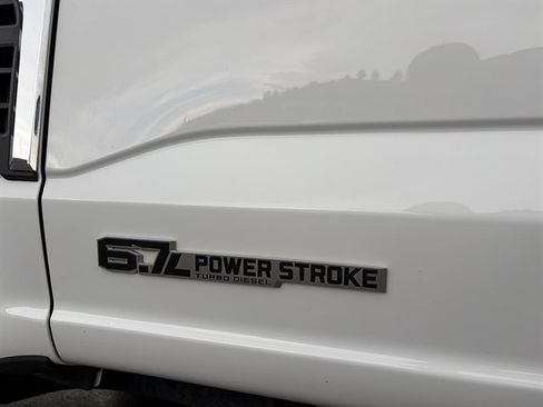 Used 2026 Ford F250 XLT AWD/4WD image 11