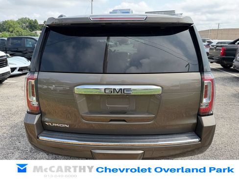 Used 2016 GMC Yukon Denali w/ Open Road Package AWD/4WD image 4