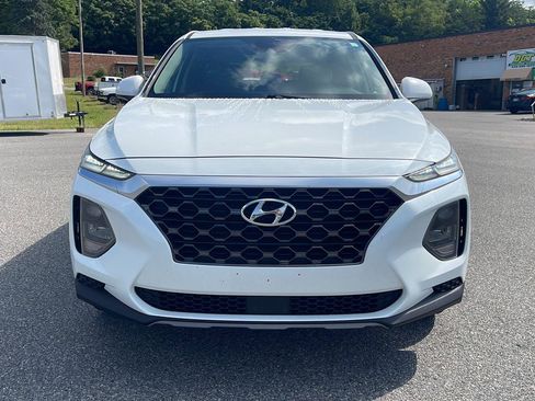 Used 2019 Hyundai Santa Fe SE FWD image 2