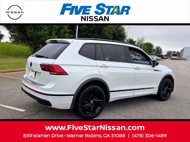 Used 2024 Volkswagen Tiguan SE R-Line FWD image 14