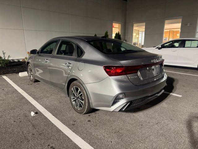 Certified 2024 Kia Forte LXS FWD image 4
