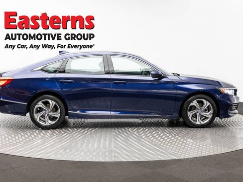 Used 2019 Honda Accord EX image 4