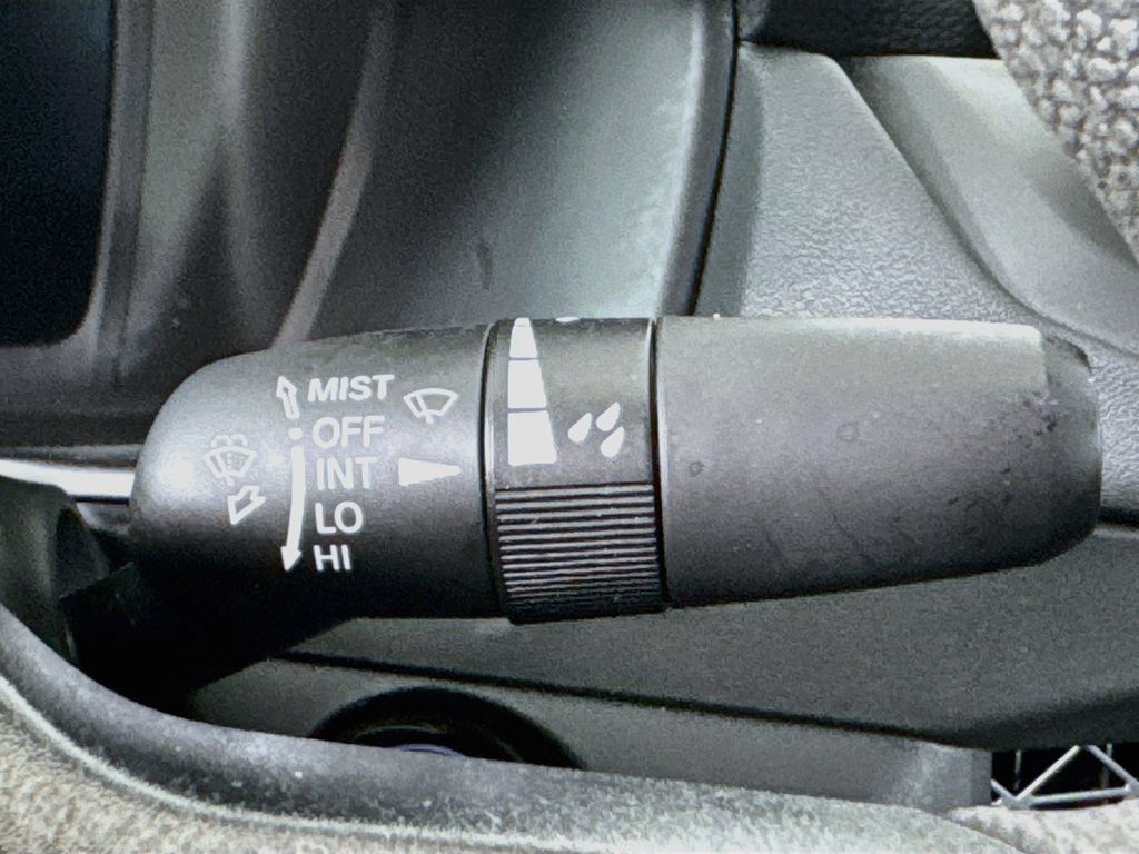 Used 2025 Honda Accord SE image 11