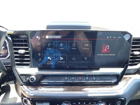 New 2026 GMC Sierra 3500 SLE w/ SLE Value Package AWD/4WD image 17