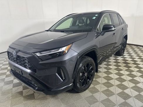 Used 2023 Toyota RAV4 XSE AWD/4WD image 2