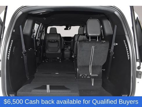 New 2026 Chrysler Pacifica Select w/ S Appearance Package FWD image 33