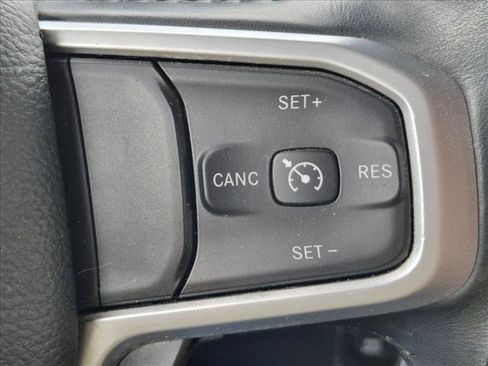 Used 2020 RAM 1500 Big Horn AWD/4WD image 14