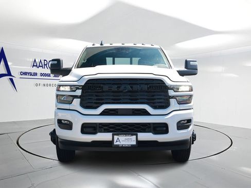 New 2026 RAM 3500 Big Horn AWD/4WD image 4