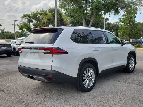 New 2026 Toyota Grand Highlander AWD image 4