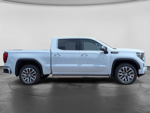 New 2026 GMC Sierra 1500 Denali w/ Denali Reserve Package AWD/4WD image 13