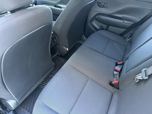 Used 2025 Hyundai Kona SEL AWD/4WD image 45