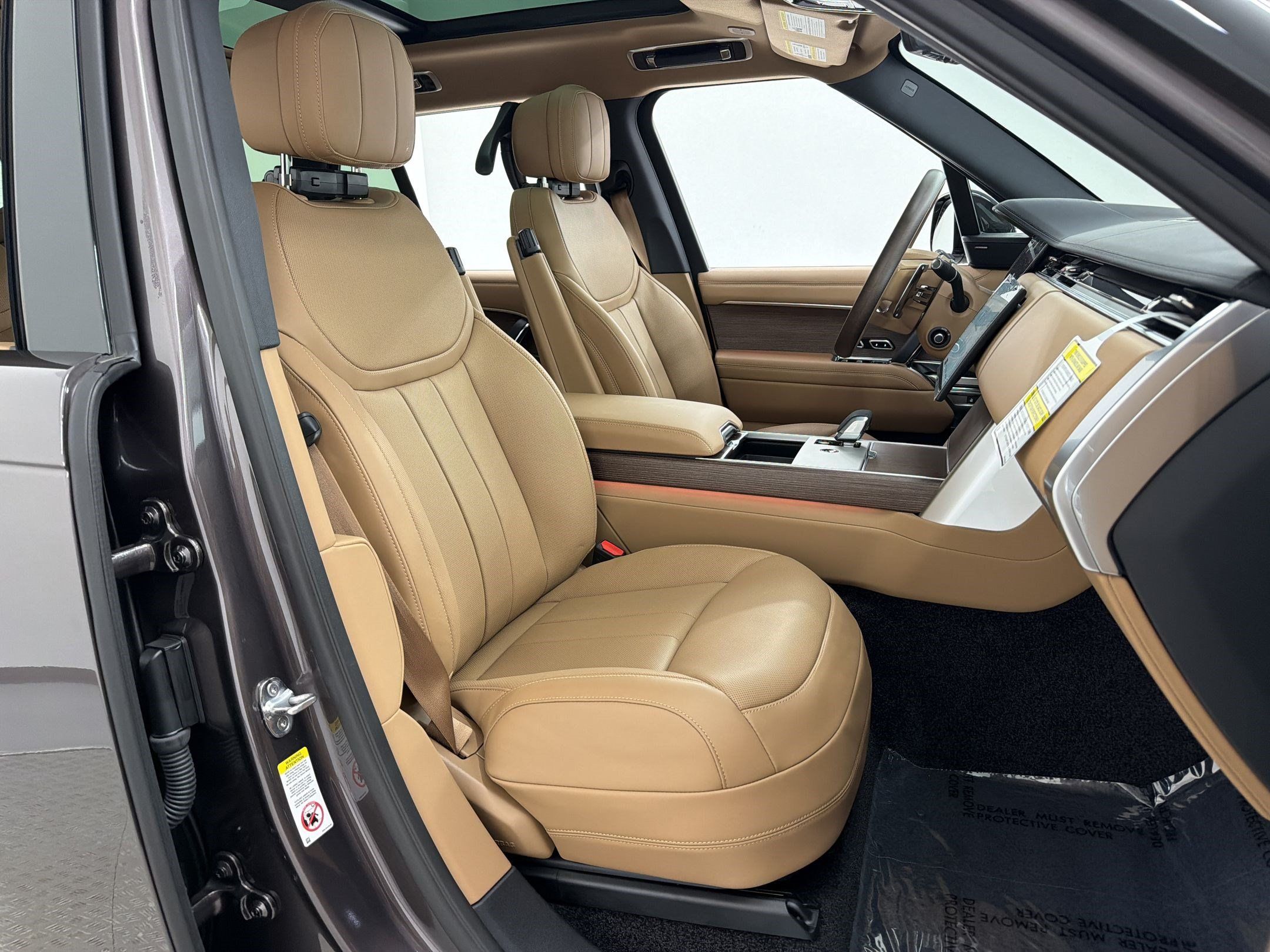 New 2026 Land Rover Range Rover SE AWD/4WD image 29