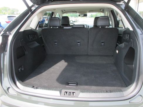 Used 2024 Ford Edge SEL w/ Convenience Package AWD/4WD image 10