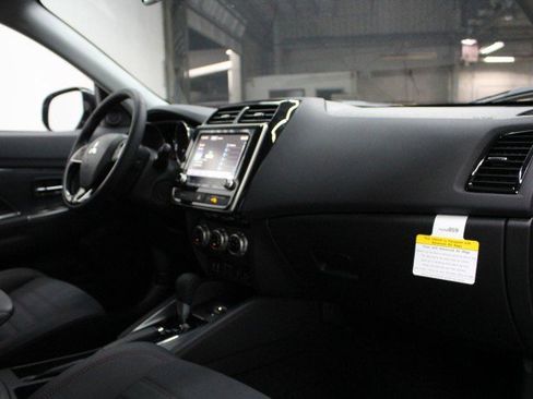 New 2026 Mitsubishi Outlander Sport SE image 17