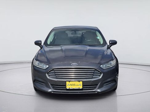 Used 2016 Ford Fusion S FWD image 2