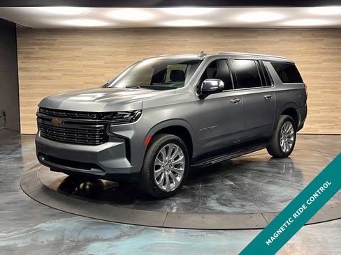 Used 2023 Chevrolet Suburban Premier image 6