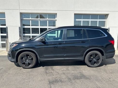 Used 2021 Honda Pilot Special Edition image 3