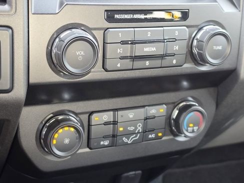 Used 2022 Ford F250 XL w/ STX Appearance Package AWD/4WD image 23