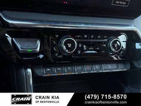 Used 2025 GMC Sierra 1500 Denali Ultimate AWD/4WD image 17