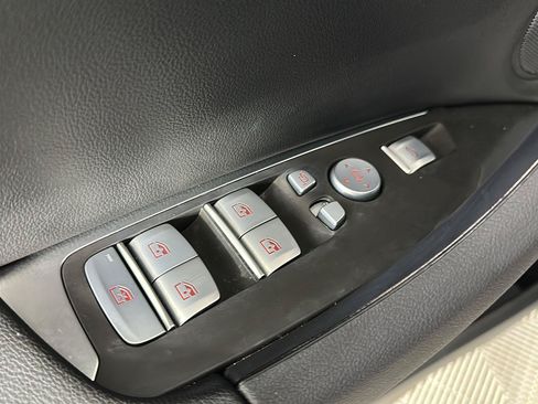 Used 2023 BMW X3 xDrive30i w/ Convenience Package AWD/4WD image 8