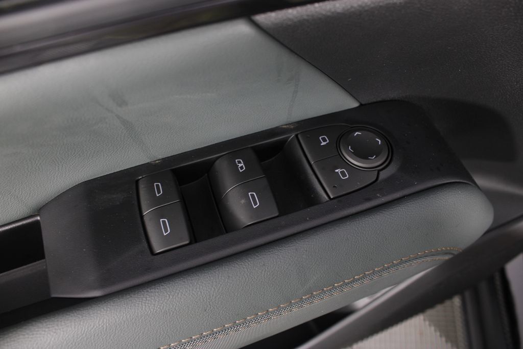 New 2027 GMC Terrain AT4 AWD/4WD image 14