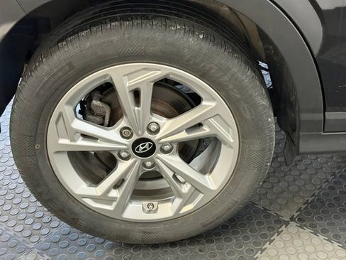 Used 2022 Hyundai Kona SEL AWD/4WD image 14